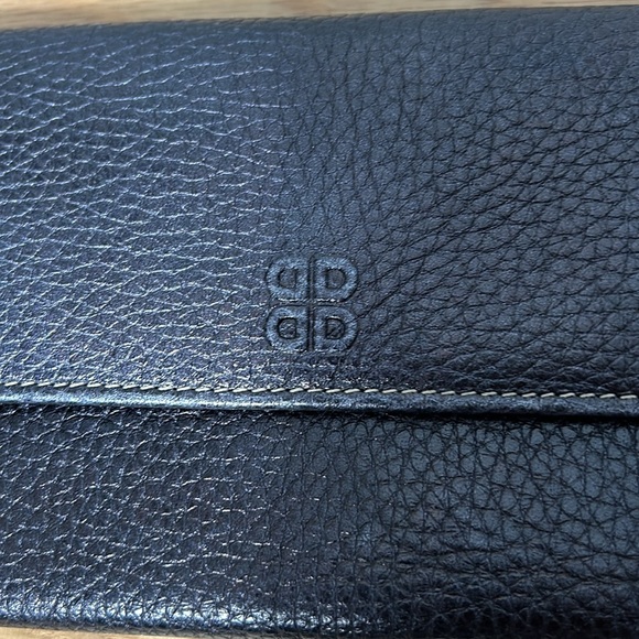 Bosca Pebble Leather Functional Wallet - gently used - Picture 2 of 16